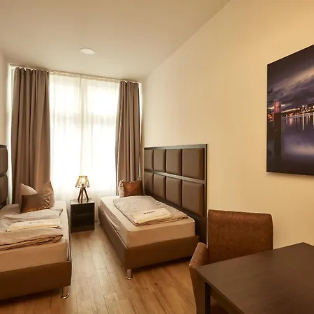 Harbour Hotel